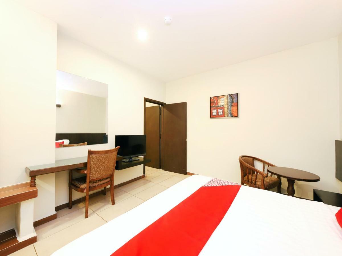Hotel Bei King Sitiawan Exterior photo